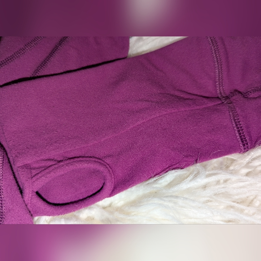 Lululemon Stride Hooded Jacket Berry Size 4 Womens - Picture 4 of 9